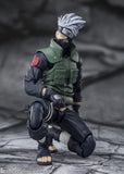 Kakashi Hatake S.H.Figuarts Figure "The legendary hero with the Sharingan" - Naruto Shippuden - Authentic Japanese Bandai Namco Figure 