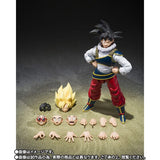 Son Goku S.H.Figuarts Figure "Return to Earth" - Dragon Ball Z - Authentic Japanese Bandai Namco Figure 