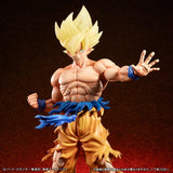 Super Saiyan Son Goku Figure "The Legendary Super Saiyan" Gigantic Series - Dragon Ball Z - Authentic Japanese Bandai Namco Figure 